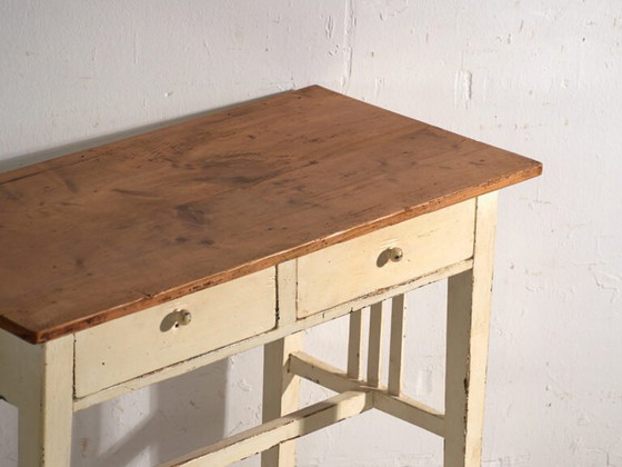 Antieke tafel met twee laden van grenenhout – Centraal-Europa, circa 1910 – Bijzettafels, Porcelain, Rustic (photo 13 of 40)