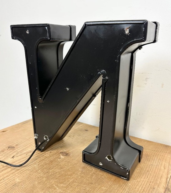 Image 1 of Lettera N illuminata d'epoca, anni '70