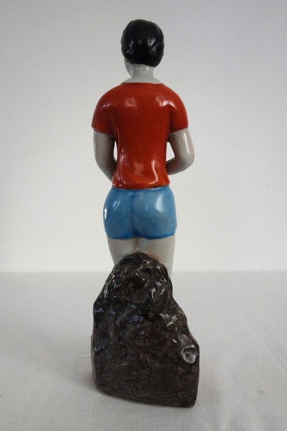 Image 1 of Estatua femenina de porcelana china con forma de galleta - Revolución Cultural n.° 10