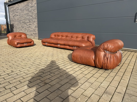 Image 1 of Cassina Soriana original de los años 70 de 4 plazas + 2x1 plazas Tobia & Afra Scarpa en cuero coñac
