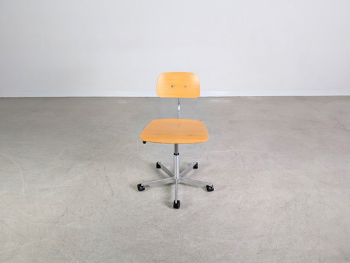 Sedia da ufficio Fritz Hansen, Jørgen Rasmussen design KEVI, sedia in legno