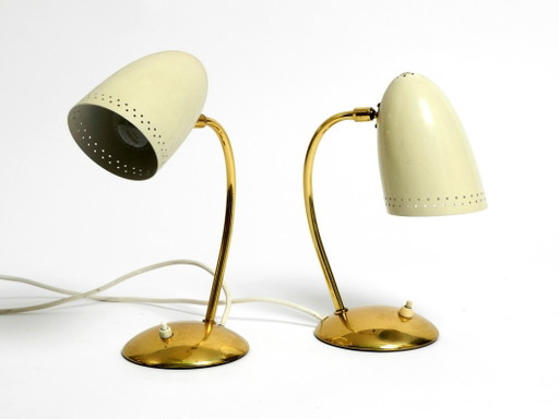 Paar prachtige Duitse Mid Century Moderne Messing Tafellampen met Metalen Kapjes