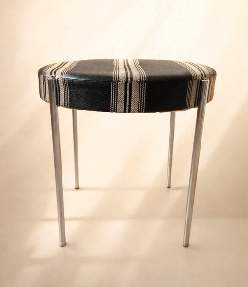 Hocker, entworfen von Verner Panton, Serie 430 aus dem Jahr 1967