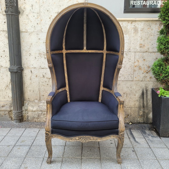 Image 1 of Carriage or bonnet chair, Louis XV style, washed wood, thread upholstery, 21st century – France