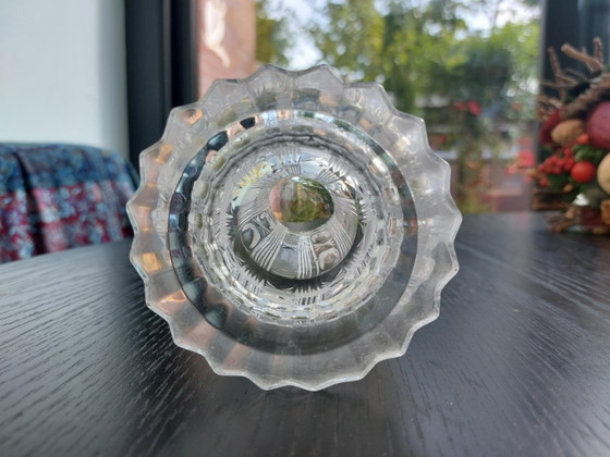 Crystal Vase on Foot – Boheems kristal (photo 4 of 5)