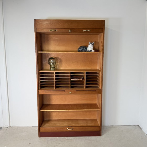 Vintage Oak Tambour Door Cabinet / Filing Cabinet - Mid-Century Modern - Germany 1960s – Wood (photo 6 of 15)