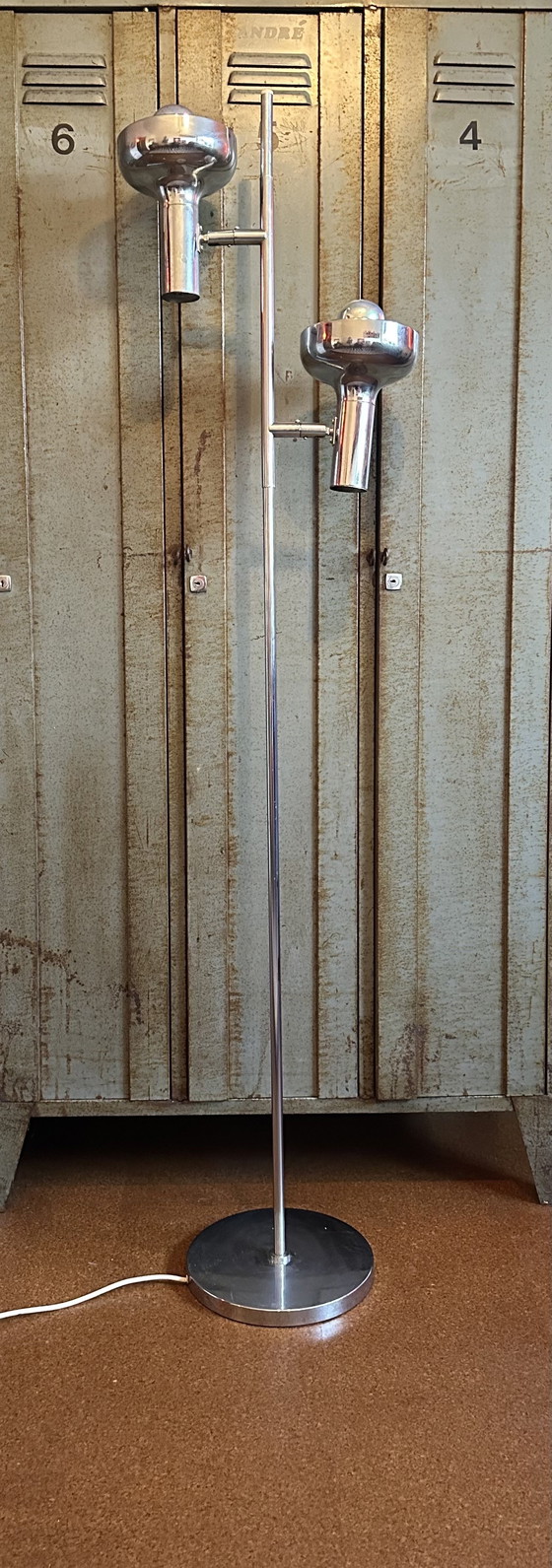 Image 1 of Space Age chrome floor lamp – 70s design, 161 cm high, large adjustable spotlights