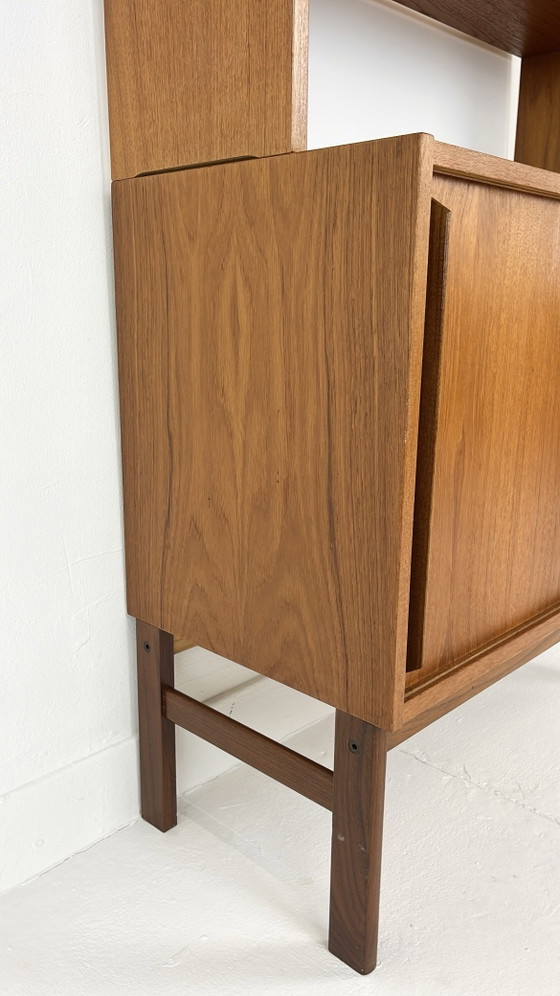 Teak veneer vintage bookcase – Wood (photo 7 of 11)