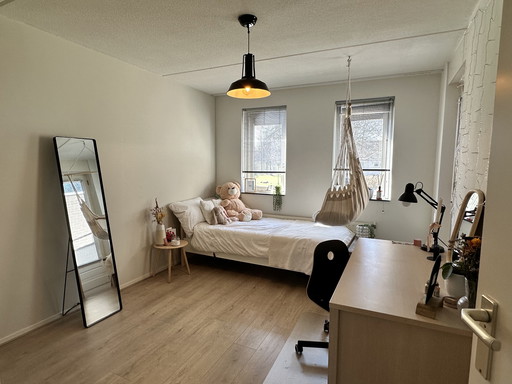 Linea due volte camera da letto completa