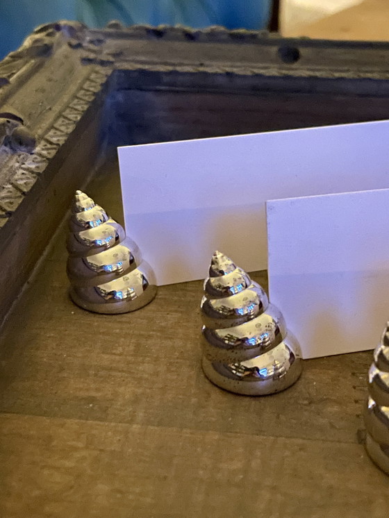 Image 1 of Set of 12 vintage shell-shaped place card holders