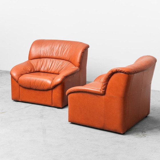 Image 1 of COPPIA DI POLTRONE VINTAGE IN PELLE ARANCIO ANNI ’70 MODERNARIATO