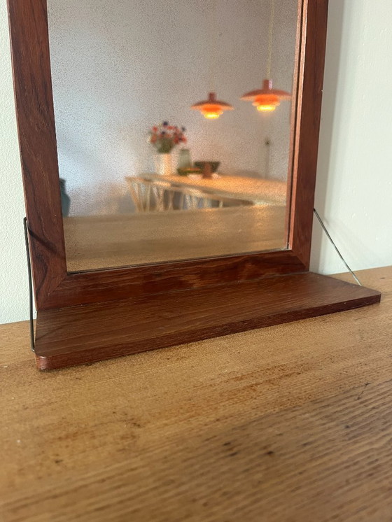 Image 1 of Specchio vintage danese in teak con mensola