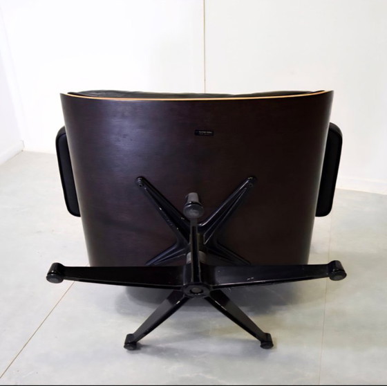 Image 1 of ICF, Herman Miller - Ray Eames, Charles Eames - Loungefauteuil met voetenbank - Model 670 & 671
