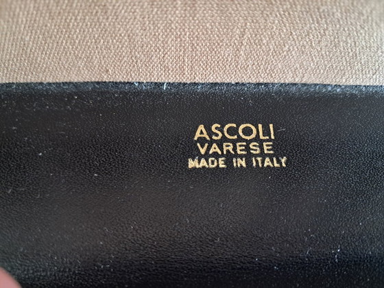Leather luggage – Gifts (photo 7 of 9)