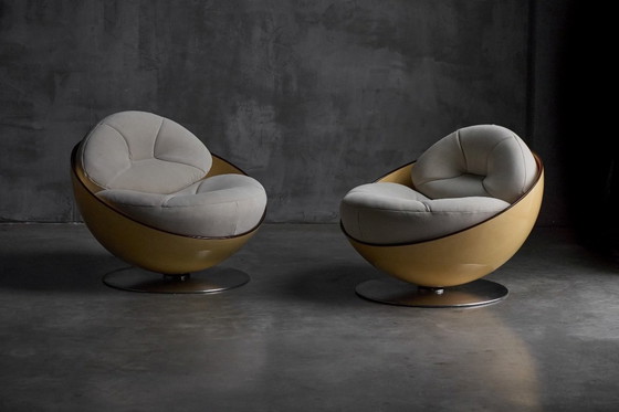 Image 1 of Sillones Esfera de Ricardo Fasanello, Brasil, finales de la década de 1960