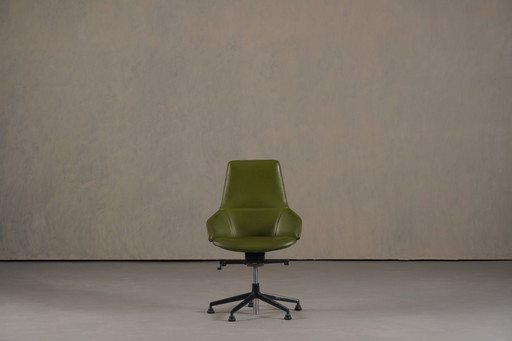 Fauteuil de bureau Aston en cuir, par Arper, Italie, années 2000