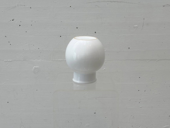 Image 1 of Vaso in porcellana bianca, anni '70