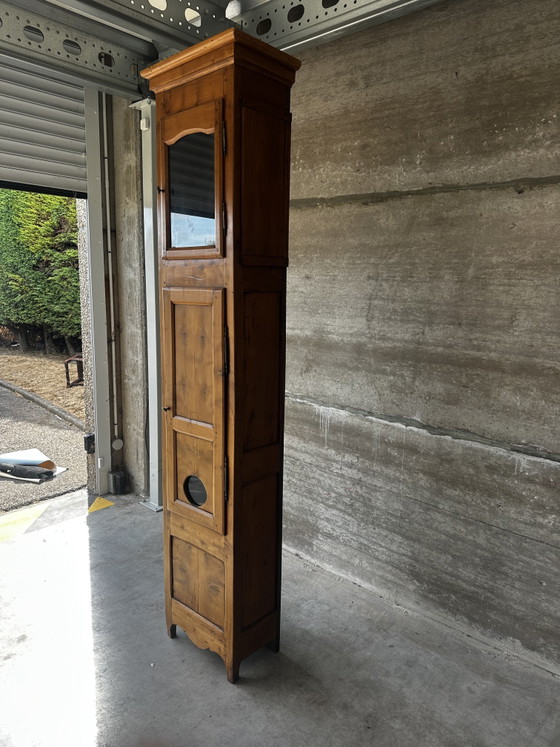 Franse kersenhouten kast voor een staande klok – begin 19e eeuw – Fabrication Artisanale 1800, Vitrinekasten (photo 3 of 15)