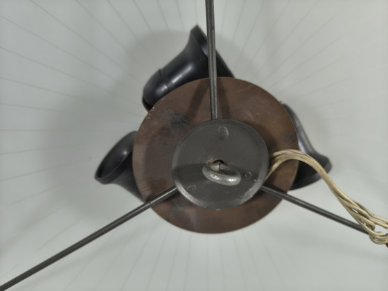 Image 1 of Grande lampada da parete/plafoniera vintage Art Déco in ferro battuto e vetro satinato – Ø49 cm