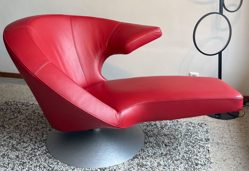 Leolux Parabolica chaise longue