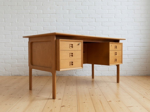 Eikenhouten directiebureau door Arne Vodder van Brouer Møbelfabrik, Denemarken, jaren 60 – Wood