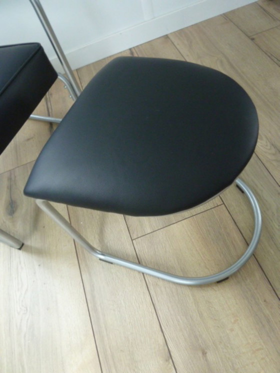 Image 1 of 1x fauteuil Gispen 412 EKC met hocker