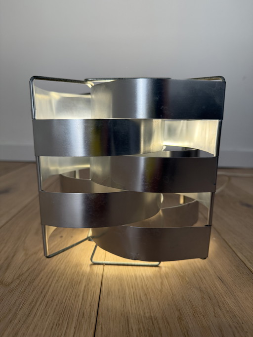 Max sauze uranus space age loft jielde memphis Starck 80s design