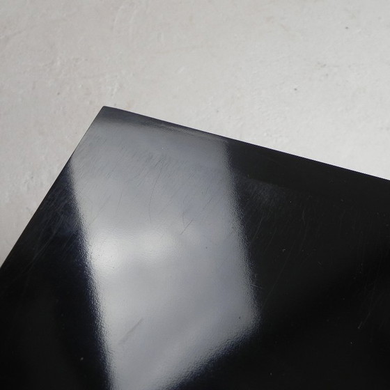 Image 1 of Aparador antiguo con patas cónicas, década de 1950.