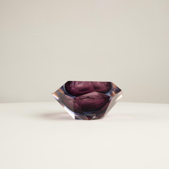 Sculpturale asbak toegeschreven aan Flavio Poli voor Seguso Vetri d’Arte 1970 – Tafelaccessoires (photo 18 of 25)