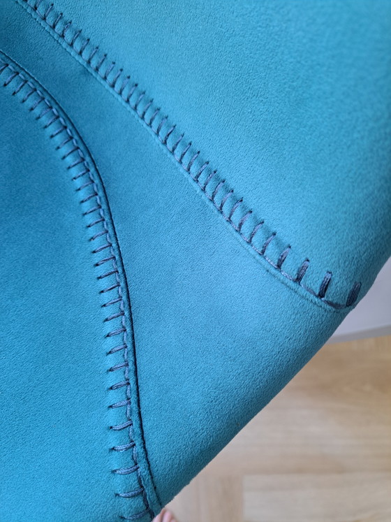 Dutch Bone Velvet Barstools Blue (3) – Metal (photo 5 of 10)