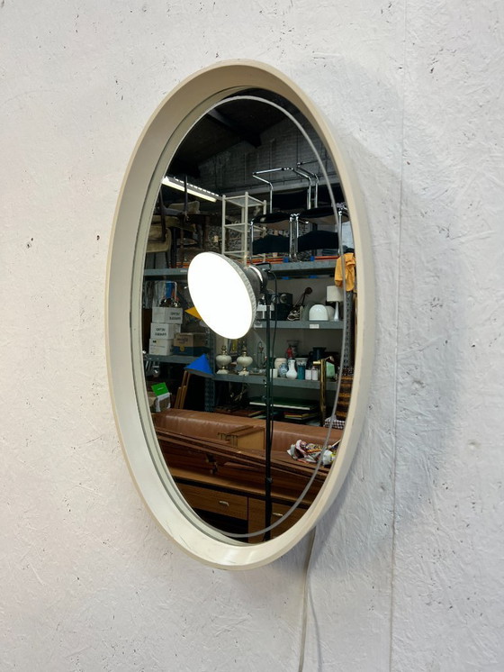 Image 1 of Vintage Ovale Spiegel Met Verlichting In Houten Lijst, Hillebrand Duitsland 1970,s