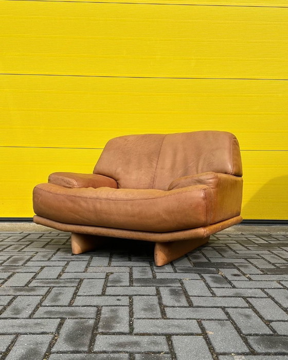 Image 1 of Fauteuil lounge vintage en cuir cognac