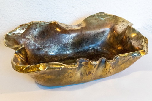Ciotola in bronzo di Lothar Klute