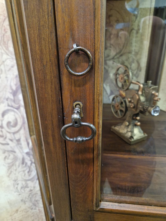 Image 1 of Antieke teakhouten 6-hoekige vitrinekast, servieskast, wijn/whiskey bar met 3 deurtje  afm. 74x65cm en 176cm hoog.