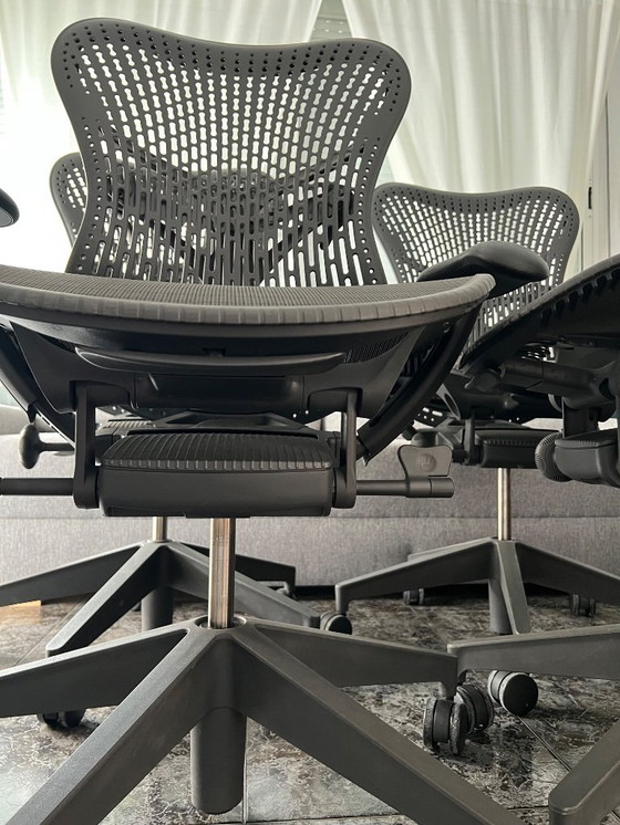 Image 1 of Sedia Herman Miller Mirra 2 / Sedia da ufficio