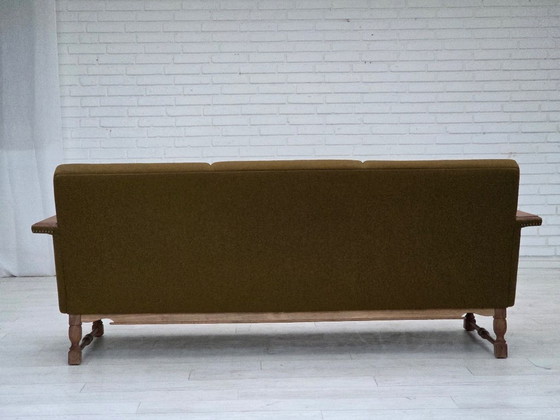 Image 1 of Dänisches 3-Sitzer-Sofa aus den 1970er Jahren, Möbelwolle, massives Eichenholz.
