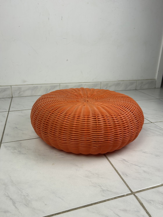 Image 1 of pouf vintage IKEA en fibres synthétiques tissées