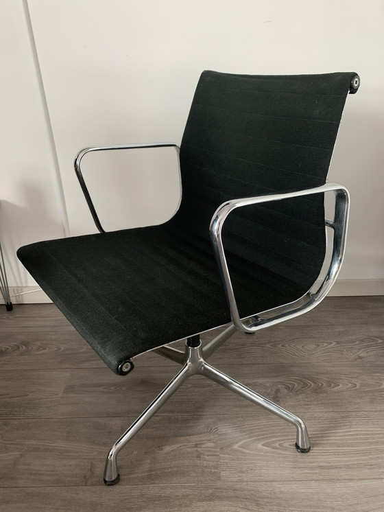 Image 1 of Vitra EA 108 - Grupo de aluminio Eames