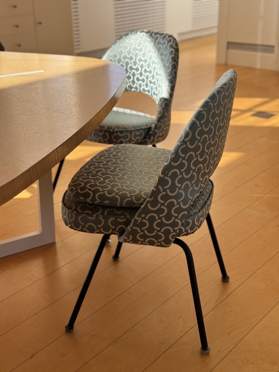 Image 1 of EERO SAARINEN. Per Knoll International. Quattro sedie da conferenza Saarinen, modello 72, anni '50.