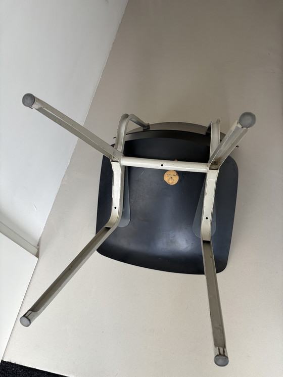 Image 1 of Chaise Revolt Friso Kramer 1964 estampillée pour Ahrend