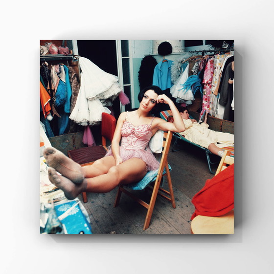 Image 1 of 1x Joan, 1965 | les points forts de la photographie néerlandaise