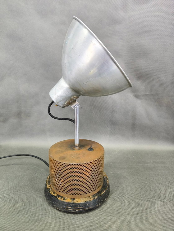 Image 1 of Industriële tafellamp uit de jaren 1940, gemaakt van aluminium, Tsjechoslowakije