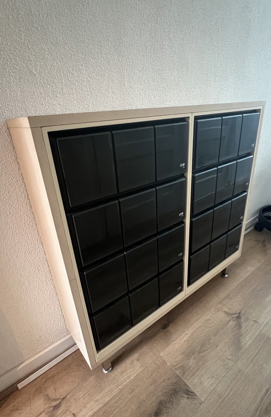 Image 1 of Cassetta audio vintage e cabina armadio con cd 