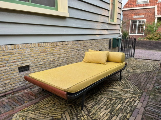 Auping Cleopatra Daybed – Yellow, Design Dick Cordemeyer (1953)