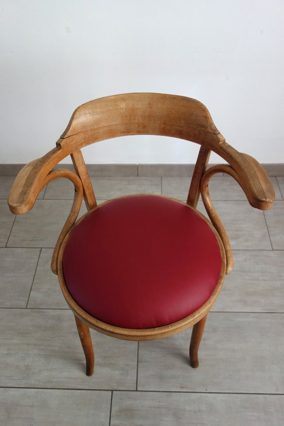 Image 1 of Poltrona vintage in legno curvato