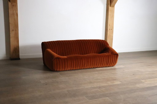 Original Cinna Sandra three seater sofa in velvet by Annie Hieronimus, France 1970s