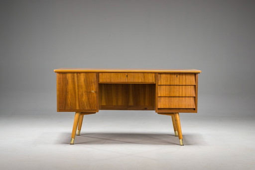 Freestanding Desk in Walnut, 1960s