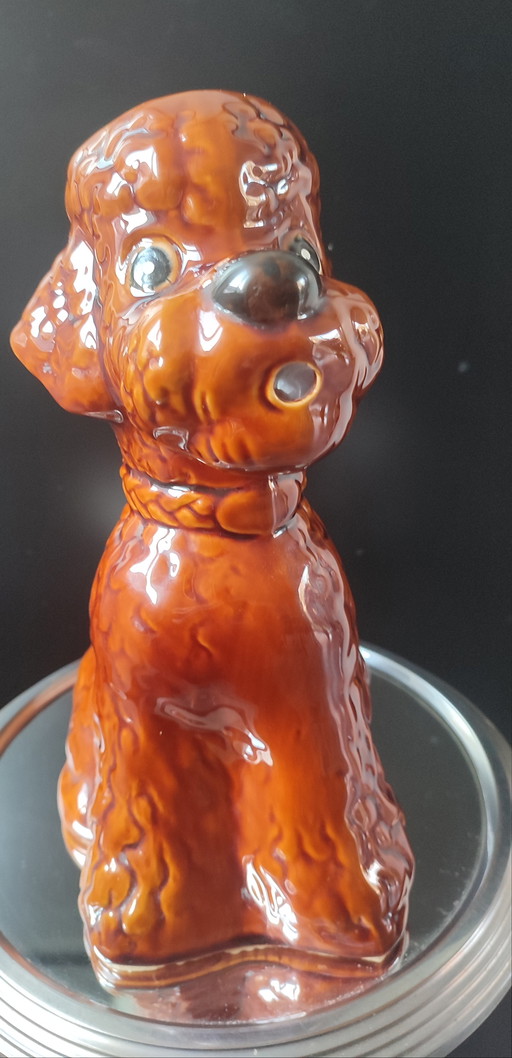 Zoömorfe keramische kan in de vorm van een poedel, jaren 1950-1960