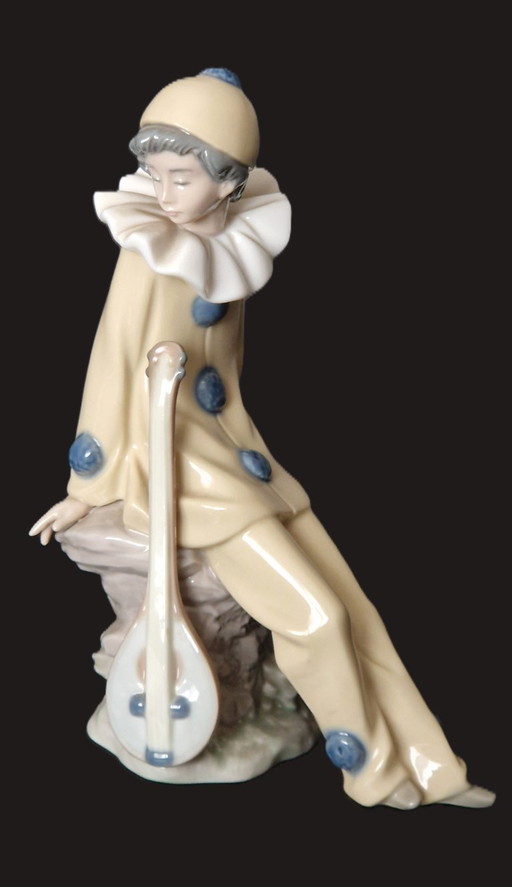 Figurine en porcelaine LLadro - Pierrot/clown assis avec une mandoline (Wandering Mistrel)