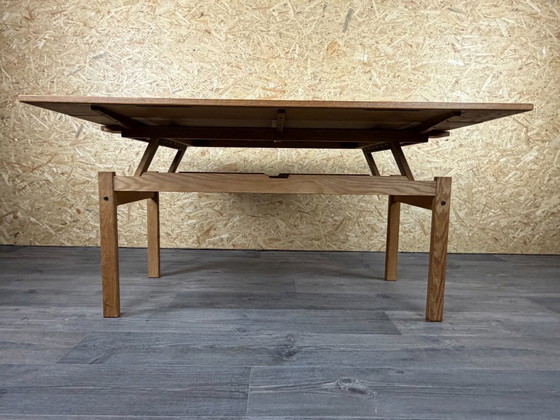 Tavolino da caffè o tavolo da pranzo regolabile in rovere, design danese anni '60 '70 – Tavolini da caffè (photo 13 of 21)